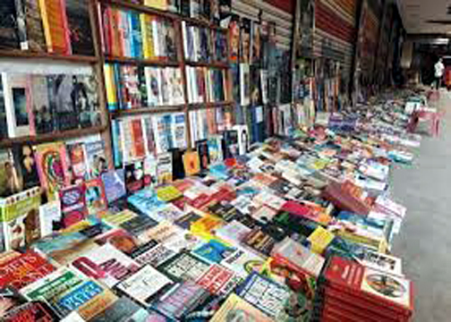 Daryaganj Sunday Book Market Delhi Darshan Agra Bus Car Tour
